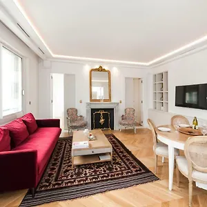  Appartement Luxury Montaigne France